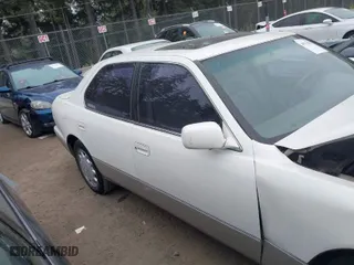 1997 Lexus LS 400 Luxury Sdn with VIN JT8BH28F7V0092266, listed as a IAAI auction lot 40311267 with 1 mi miles. Bid and sale history available at carsss.com. Image 12.