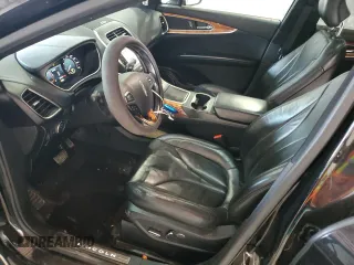 2017 Lincoln MKX Reserve z VIN 2LMPJ8LR3HBL28950, wystawiony jako Copart lot #58655125 z przebiegiem 96 778 mil mil oraz Szkoda całkowita • Salvage title. Historia ofert i sprzedaży dostępna na DreamBid. Obrazek 7.