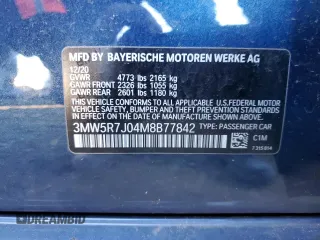 2021 BMW 3 Series 330i xDrive with VIN 3MW5R7J04M8B77842, listed as a Copart auction lot 67877992 with 24,311 mi miles. Bid and sale history available at carsss.com. Image 12.