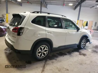 2023 Subaru Forester Premium с VIN JF2SKAEC5PH452213, выставлен на аукционе Copart как лот 62458905 с пробегом 13 180 миль миль и Списание • Salvage title. История ставок и продаж доступна на DreamBid. Изображение 3.