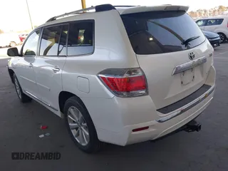 2013 Toyota Highlander Limited z VIN JTEDC3EH1D2012964, wystawiony jako IAAI lot #41666516 z przebiegiem 231 737 mil mil oraz . Historia ofert i sprzedaży dostępna na DreamBid. Obrazek 3.