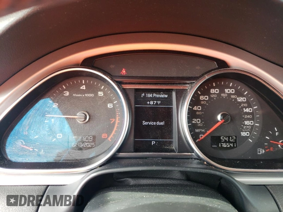 2014 Audi Q7 S line Prestige with VIN WA1DGAFE8ED007147, listed as a Copart auction lot 60311395 with 176,541 mi miles and Salvage title. Bid and sale history available at DreamBid. Image 9.