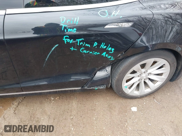 2017 Tesla Model S 100D with VIN 5YJSA1E25HF215778, listed as a IAAI auction lot 41692605 with Not Provided miles and . Bid and sale history available at DreamBid. Image 19.