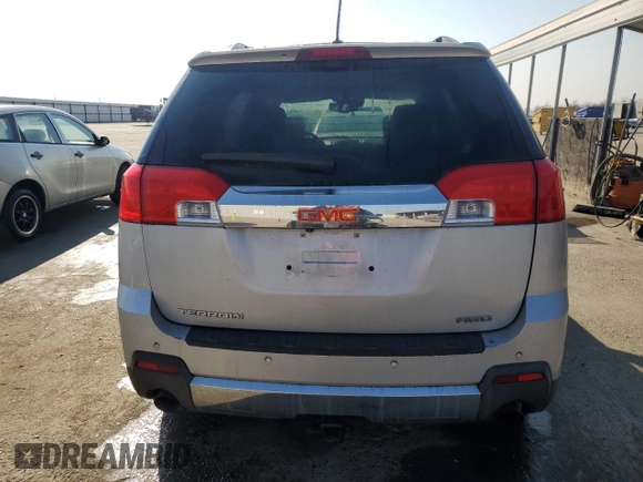 2015 GMC Terrain SLT z VIN 2GKFLYE33F6349239, wystawiony jako Copart lot #42995345 z przebiegiem 108 239 mil mil oraz Szkoda całkowita • Salvage title. Historia ofert i sprzedaży dostępna na DreamBid. Obrazek 6.