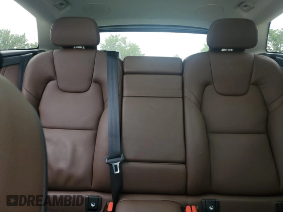 2019 Volvo XC60 Momentum with VIN YV4A22RK1K1387229, listed as a Copart auction lot 59251215 with 46,563 mi miles and Salvage title. Bid and sale history available at DreamBid. Image 10.