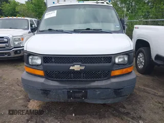 2017 Chevrolet Express Cargo Van with VIN 1GCWGAFF6H1176404, listed as a IAAI auction lot 42014572 with 104,378 mi miles. Bid and sale history available at carsss.com. Image 12.