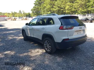 2021 Jeep Cherokee Latitude Lux with VIN 1C4PJMMX9MD223467, listed as a IAAI auction lot 40247430 with 67,991 mi miles and . Bid and sale history available at carsss.com. Image 3.