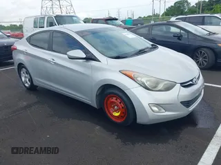 2012 Hyundai Elantra Limited с VIN KMHDH4AE0CU305017, выставлен на аукционе IAAI как лот 42185949 с пробегом 181 263 миль миль и . История ставок и продаж доступна на DreamBid. Изображение 1.