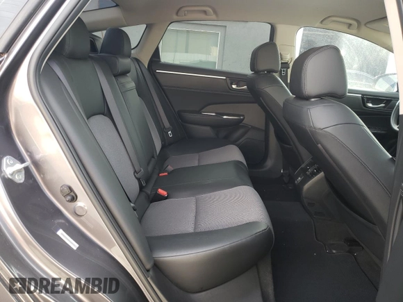 2019 Honda Clarity Plug-In Hybrid with VIN JHMZC5F18KC005751, listed as a Copart auction lot 79472574 with 43,826 mi miles and Salvage Title. Bid and sale history available at carsss.com. Image 10.