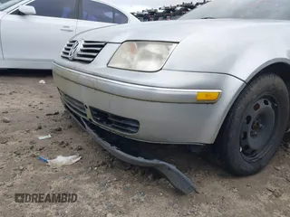 2004 Volkswagen Jetta GLS with VIN 3VWSR69MX4M065963, listed as a IAAI auction lot 41091439 with 196,158 mi miles and . Bid and sale history available at DreamBid. Image 12.