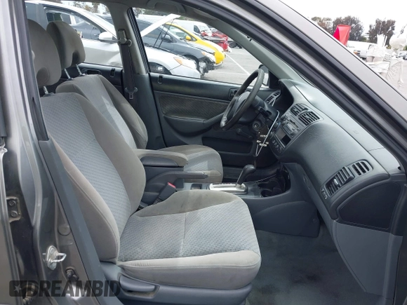 2005 Honda Civic VP with VIN 2HGES16335H632874, listed as a IAAI auction lot 42136118 with 260,883 mi miles and . Bid and sale history available at DreamBid. Image 5.