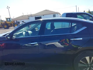 2020 Nissan Altima SV z VIN 1N4BL4DW5LN300300, wystawiony jako IAAI lot #42123005 z przebiegiem 143 185 mil mil oraz . Historia ofert i sprzedaży dostępna na DreamBid. Obrazek 14.