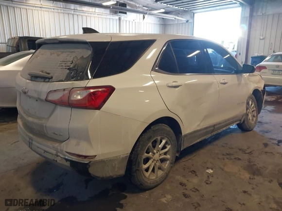 2020 Chevrolet Equinox LT with VIN 2GNAXUEV4L6228503, listed as a IAAI auction lot 41637102 with 119,307 mi miles. Bid and sale history available at carsss.com. Image 4.