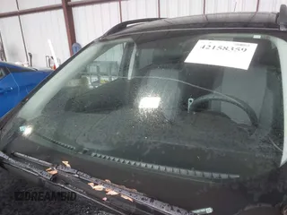 2017 Ford Escape SE with VIN 1FMCU0GD8HUB77633, listed as a IAAI auction lot 42158359 with 111,190 mi miles and . Bid and sale history available at DreamBid. Image 17.