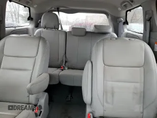 2020 Toyota Sienna XLE with VIN 5TDDZ3DC9LS235429, listed as a Copart auction lot 46658525 with 0 mi miles and Salvage Title. Bid and sale history available at carsss.com. Image 10.