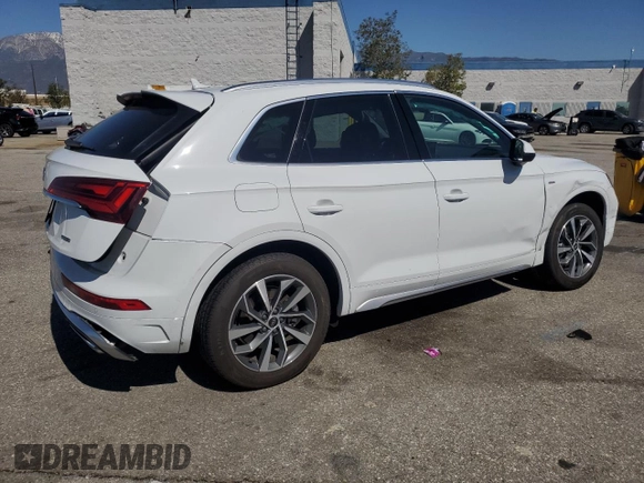 2023 Audi Q5 S line Premium with VIN WA1GAAFY5P2136566, listed as a Copart auction lot 49739365 with 29,014 mi miles and Salvage Title. Bid and sale history available at carsss.com. Image 3.