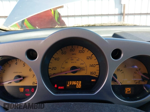 2005 Nissan Murano SL z VIN JN8AZ08W65W417702, wystawiony jako IAAI lot #42061651 z przebiegiem 133 603 mil mil oraz . Historia ofert i sprzedaży dostępna na DreamBid. Obrazek 7.