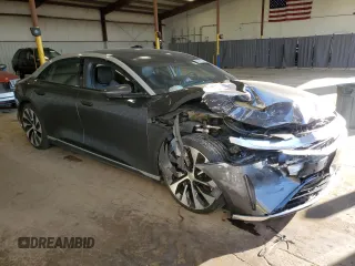 2023 Lucid Air Touring z VIN 50EA1TEA7PA003630, wystawiony jako Copart lot #50743355 z przebiegiem 9357 mil mil oraz Szkody całkowita. Historia ofert i sprzedaży dostępna na DreamBid. Obrazek 4.