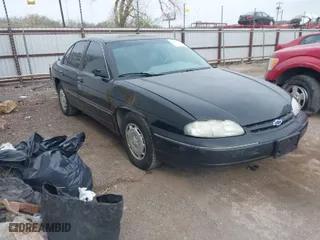 1997 Chevrolet Lumina LS with VIN 2G1WL52M8V1153650, listed as a IAAI auction lot 41931279 with 115,269 mi miles. Bid and sale history available at carsss.com. Image 1.