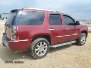 2009 GMC Yukon Denali z VIN 1GKFK03249R210700, wystawiony jako Copart lot #57426195 z przebiegiem 216 561 mil mil oraz Czysty tytuł • Clean title. Historia ofert i sprzedaży dostępna na DreamBid. Obrazek 3.