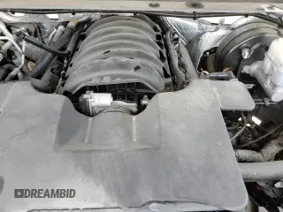 2018 Chevrolet Suburban Premier с VIN 1GNSKJKC7JR355588, выставлен на аукционе Copart как лот 68541705 с пробегом 79 666 миль миль и Чистый • Clean title. История ставок и продаж доступна на DreamBid. Изображение 17.