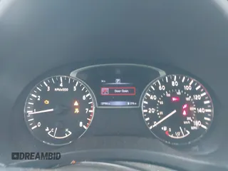 2017 Nissan Altima SR z VIN 1N4AL3AP1HN364103, wystawiony jako IAAI lot #42117683 z przebiegiem 137 704 mil mil oraz . Historia ofert i sprzedaży dostępna na DreamBid. Obrazek 7.