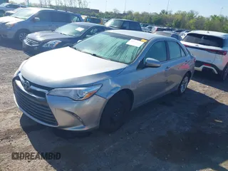 2017 Toyota Camry XLE with VIN 4T1BF1FK3HU629953, listed as a IAAI auction lot 42012261 with 95,199 mi miles. Bid and sale history available at carsss.com. Image 17.