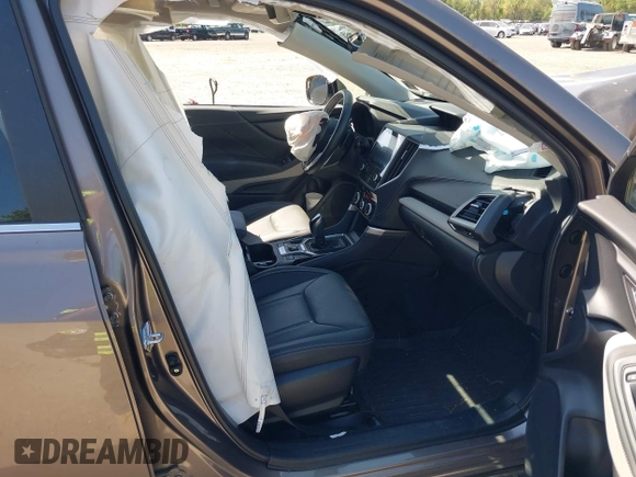 2023 Subaru Forester Limited with VIN JF2SKANC0PH548072, listed as a IAAI auction lot 42148382 with 22,315 mi miles and . Bid and sale history available at DreamBid. Image 5.