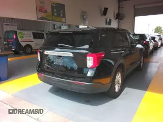 2022 Ford Explorer z VIN 1FMSK7BH3NGB04281, wystawiony jako IAAI lot #42511061 z przebiegiem 72 613 mil mil oraz . Historia ofert i sprzedaży dostępna na DreamBid. Obrazek 20.