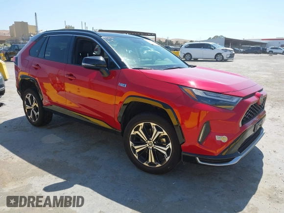 2022 Toyota RAV4 XSE with VIN JTMEB3FV8ND090664, listed as a IAAI auction lot 42465718 with 22,227 mi miles and . Bid and sale history available at DreamBid. Image 1.