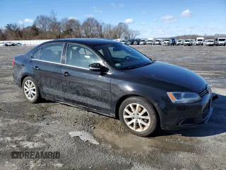 2013 Volkswagen Jetta Sedan SE with VIN 3VWDP7AJ1DM354493, listed as a Copart auction lot 45370005 with 127,138 mi miles and Clean Title. Bid and sale history available at carsss.com. Image 4.