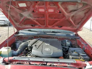 2010 Toyota Tacoma PreRunner z VIN 3TMJU4GN3AM096545, wystawiony jako Copart lot #53389965 z przebiegiem 176 639 mil mil oraz Szkoda całkowita • Salvage title. Historia ofert i sprzedaży dostępna na DreamBid. Obrazek 11.