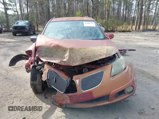 2005 Pontiac Vibe with VIN 5Y2SL63835Z464942, listed as a IAAI auction lot 41860753 with 220,005 mi miles and . Bid and sale history available at carsss.com. Image 6.