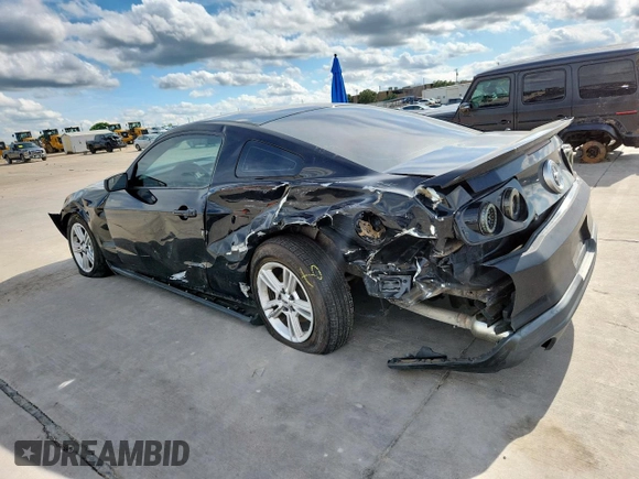 2011 Ford Mustang V6 с VIN 1ZVBP8AM4B5158686, выставлен на аукционе Copart как лот 60485135 с пробегом 173 748 миль миль и Списание • Salvage title. История ставок и продаж доступна на DreamBid. Изображение 2.
