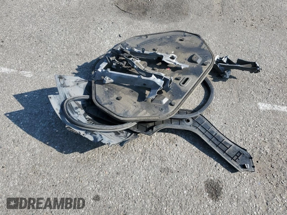 2013 Tesla Model S Performance z VIN 5YJSA1CP6DFP27686, wystawiony jako Copart lot #65083215 z przebiegiem Nie podano mil oraz Szkoda całkowita • Salvage title. Historia ofert i sprzedaży dostępna na DreamBid. Obrazek 12.
