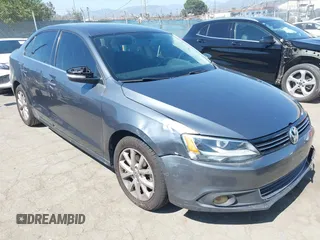 2013 Volkswagen Jetta SE with VIN 3VWDP7AJ8DM436818, listed as a IAAI auction lot 42386196 with 121,043 mi miles and . Bid and sale history available at DreamBid. Image 1.