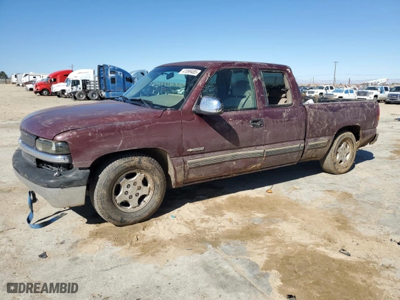 2001 Chevrolet Silverado 1500 LS with VIN 2GCEC19V011330051, listed as a Copart auction lot 47099485 with 162,390 mi miles and Salvage Title. Bid and sale history available at carsss.com. Image 1.