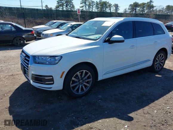 2018 Audi Q7 Premium Plus with VIN WA1LHAF71JD003915, listed as a IAAI auction lot 41837673 with 83,133 mi miles. Bid and sale history available at carsss.com. Image 2.