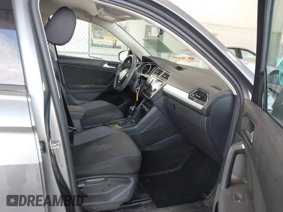 2018 Volkswagen Tiguan S с VIN 3VV1B7AX5JM052288, выставлен на аукционе IAAI как лот 42593264 с пробегом 143 029 миль миль и . История ставок и продаж доступна на DreamBid. Изображение 5.
