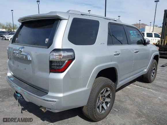 2019 Toyota 4Runner SR5 with VIN JTEBU5JR2K5690374, listed as a IAAI auction lot 41375797 with 62,188 mi miles. Bid and sale history available at carsss.com. Image 4.