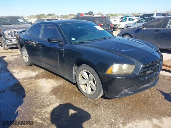 2013 Dodge Charger SE with VIN 2C3CDXBG9DH686095, listed as a IAAI auction lot 41809993 with NaN miles. Bid and sale history available at carsss.com. Image 1.