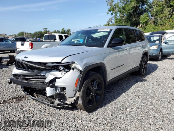 2023 Jeep Grand Cherokee Limited z VIN 1C4RJKBG4P8701839, wystawiony jako Copart lot #58182335 z przebiegiem 48 558 mil mil oraz Szkoda całkowita • Salvage title. Historia ofert i sprzedaży dostępna na DreamBid. Obrazek 1.