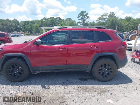 2017 Jeep Cherokee Trailhawk L Plus с VIN 1C4PJMBS4HD217640, выставлен на аукционе IAAI как лот 42546332 с пробегом 58 141 миль миль и . История ставок и продаж доступна на DreamBid. Изображение 14.