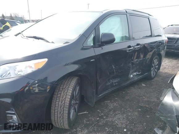 2018 Toyota Sienna XLE with VIN 5TDDZ3DC9JS190621, listed as a IAAI auction lot 41777729 with 96,089 mi miles. Bid and sale history available at carsss.com. Image 6.