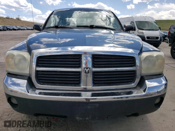 2005 Dodge Dakota SLT with VIN 1D7HW48N15S306375, listed as a Copart auction lot 52235115 with 171,047 mi miles and Clean Title. Bid and sale history available at carsss.com. Image 5.