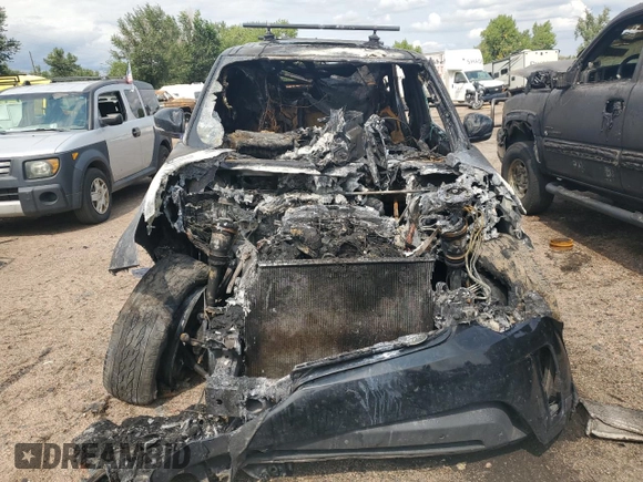 2017 Land Rover Discovery HSE with VIN SALRRBBV4HA013432, listed as a Copart auction lot 69820644 with Not Provided miles and Non Repairable. Bid and sale history available at carsss.com. Image 5.