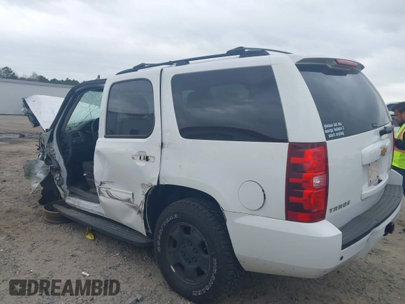 2012 Chevrolet Tahoe LS z VIN 1GNSKAE00CR283377, wystawiony jako IAAI lot #41848535 z przebiegiem Nie podano mil oraz . Historia ofert i sprzedaży dostępna na DreamBid. Obrazek 3.