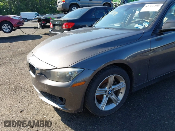 2014 BMW 3 Series 328i xDrive with VIN WBA3B5C53EP543978, listed as a IAAI auction lot 42538498 with 194,826 mi miles and . Bid and sale history available at DreamBid. Image 6.
