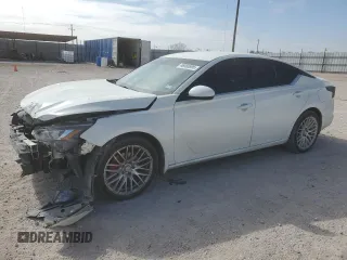 2019 Nissan Altima SR with VIN 1N4BL4CV9KC101978, listed as a Copart auction lot 46088895 with 70,377 mi miles and Salvage Title. Bid and sale history available at DreamBid. Image 1.