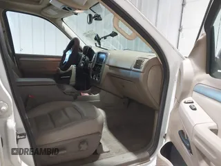 2004 Ford Explorer XLT z VIN 1FMDU73K64ZB21964, wystawiony jako IAAI lot #41613159 z przebiegiem 205 658 mil mil oraz . Historia ofert i sprzedaży dostępna na DreamBid. Obrazek 5.